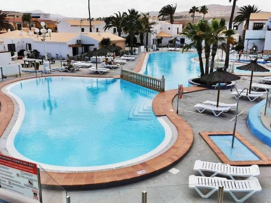 Lovely Apartment Near The Beach With Pool & Wifi Калета де Фусте Екстериор снимка