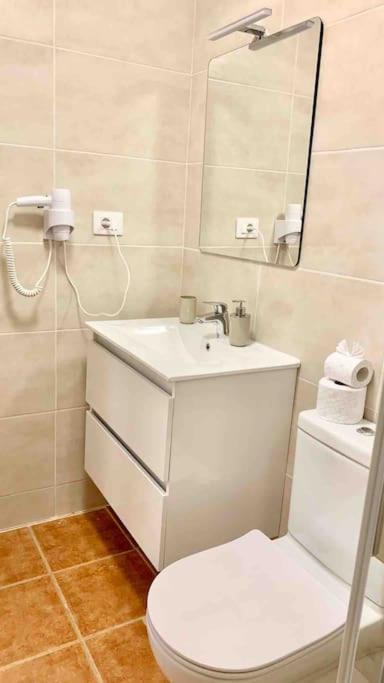 Lovely Apartment Near The Beach With Pool & Wifi Калета де Фусте Екстериор снимка